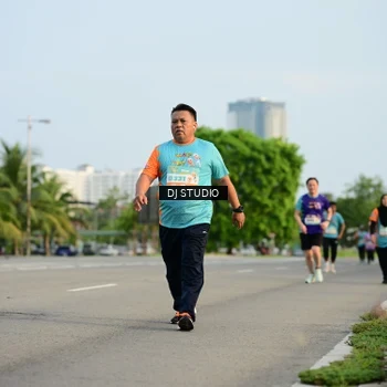 Runner Photo 8346958