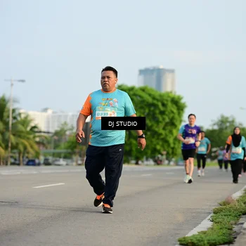 Runner Photo 8346961