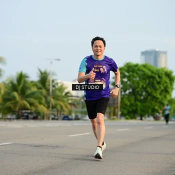 Runner Photo 8346987