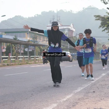 Runner Photo 8346990