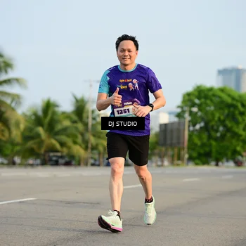 Runner Photo 8346999