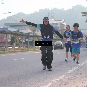 Runner Photo 8347003