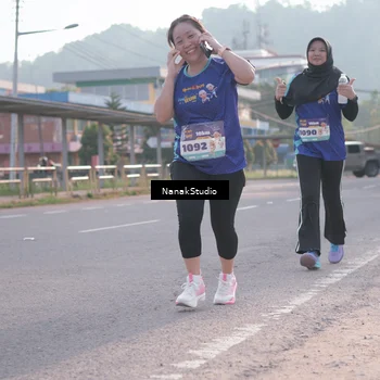 Runner Photo 8347053