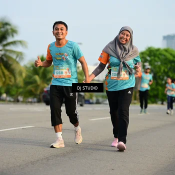 Runner Photo 8347069
