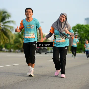 Runner Photo 8347071