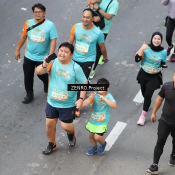 Runner Photo 8347075