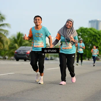 Runner Photo 8347078