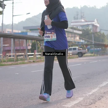 Runner Photo 8347080