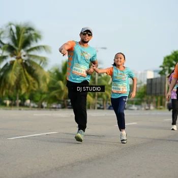Runner Photo 8347093