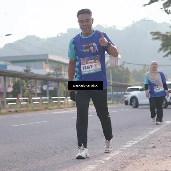 Runner Photo 8347108