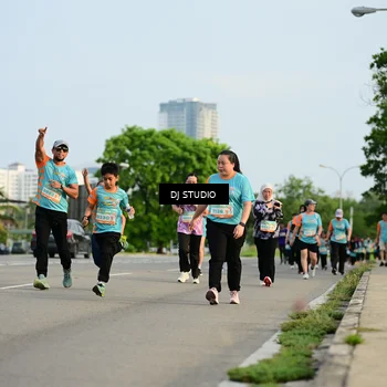 Runner Photo 8347110