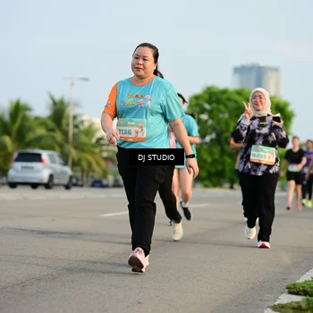 Runner Photo 8347124
