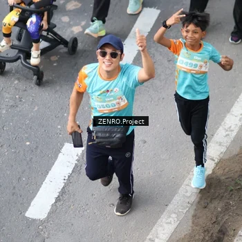 Runner Photo 8347136