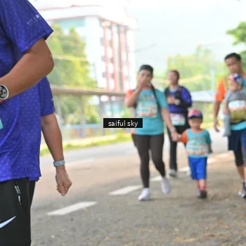 Runner Photo 8347139