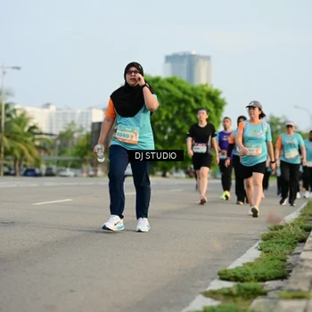 Runner Photo 8347151