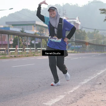 Runner Photo 8347172