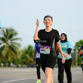 Runner Photo 8347201