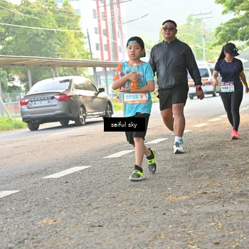 Runner Photo 8347212