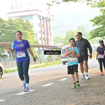 Runner Photo 8347224