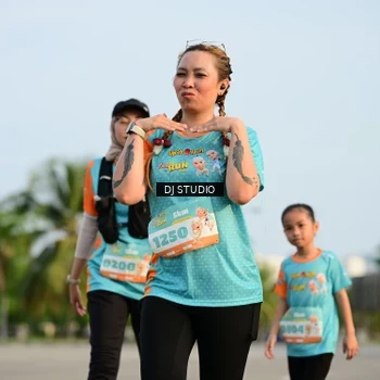 Runner Photo 8347266