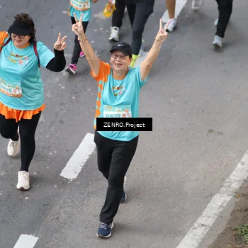 Runner Photo 8347270