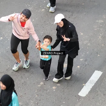 Runner Photo 8347297