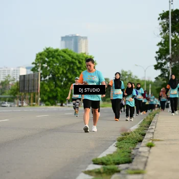 Runner Photo 8347308