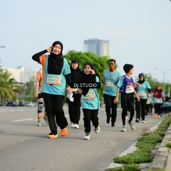 Runner Photo 8347338