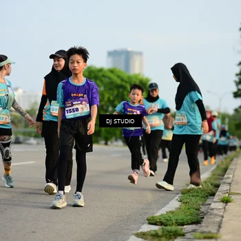 Runner Photo 8347378