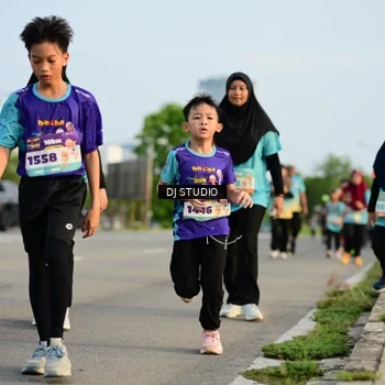 Runner Photo 8347396