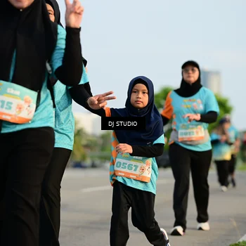 Runner Photo 8347408