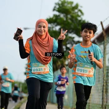 Runner Photo 8347420