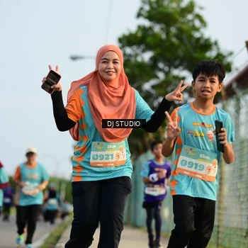 Runner Photo 8347423