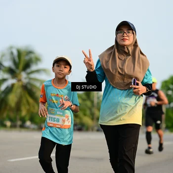 Runner Photo 8347449