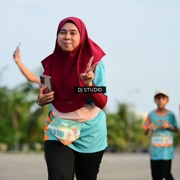 Runner Photo 8347454