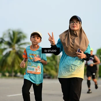 Runner Photo 8347457