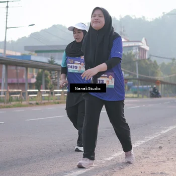 Runner Photo 8347463
