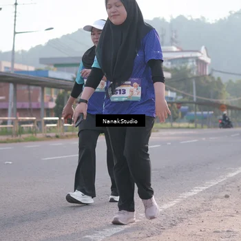 Runner Photo 8347472