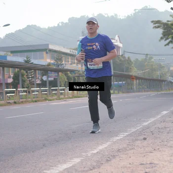 Runner Photo 8347485