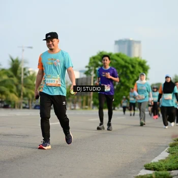 Runner Photo 8347493