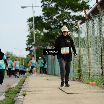 Runner Photo 8347498