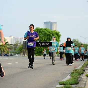 Runner Photo 8347499