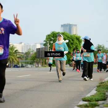Runner Photo 8347504