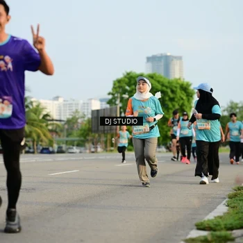 Runner Photo 8347509