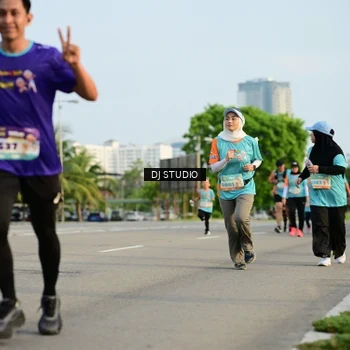 Runner Photo 8347510