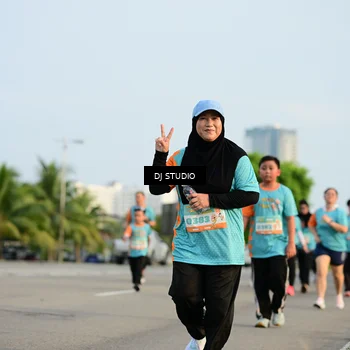 Runner Photo 8347549