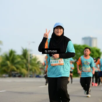 Runner Photo 8347552