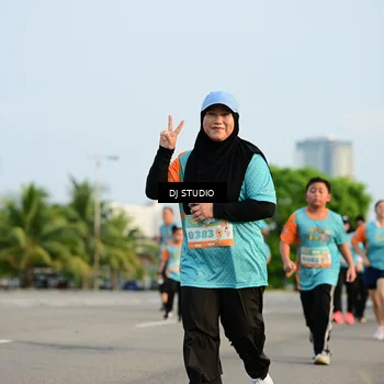 Runner Photo 8347553