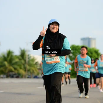 Runner Photo 8347556
