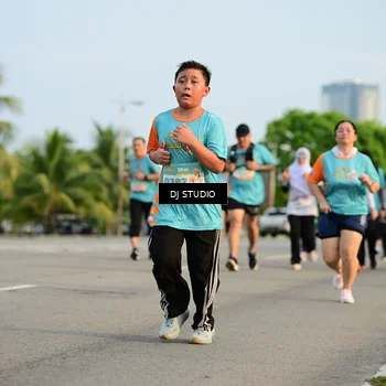 Runner Photo 8347569